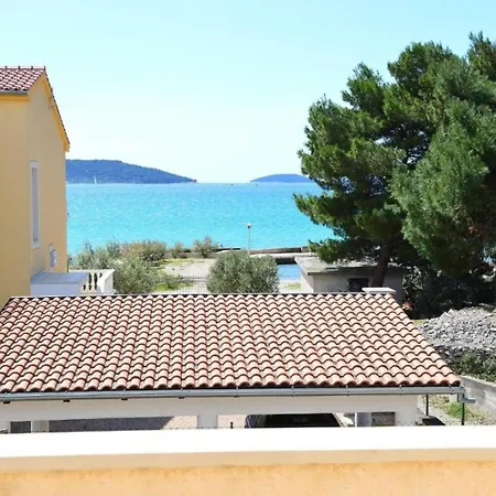 Semesterbostad House Vale Jadrija